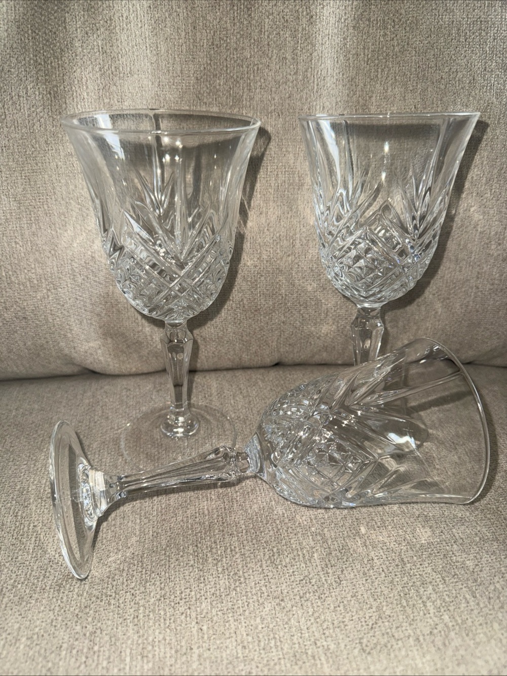 Cristal D'Arques Masquerade Wine/Water Vintage Goblets (Set of 3) 7.50" Tall-8oz
